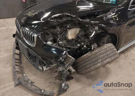 2018 BMW X1 xDrive28I z USA, uszkodzony, nr VIN WBXHT3C30J5L32576